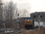 CSX 7904 on M560